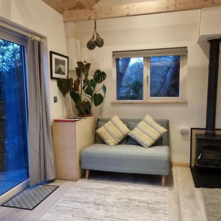 Cosy Cabin Near Lough Hyne สกิบเบอรีน ภายนอก รูปภาพ